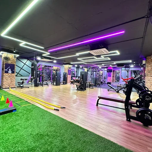 Best Gyms in Amravati - Raw Fitness Gym