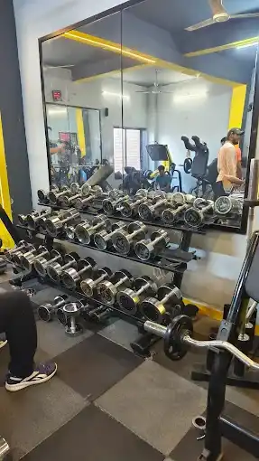 best gym in Kamptee - THE XTREME FITNESS gym setup